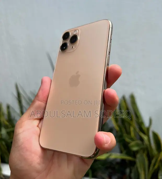 Apple iPhone 11 Pro Max ゴールド　シムロック有 Amazon.com: Apple iPhone 11 Pro Max, US Version, 64GB, Gold
