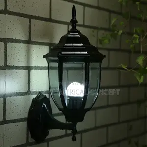 Retro Outdoor Wall Piller Lamp