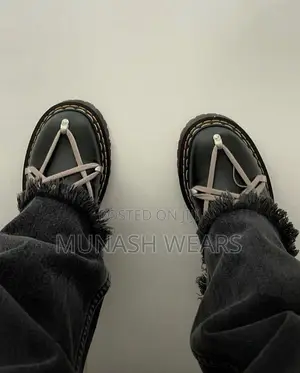 Dr Marten Luxury Boot