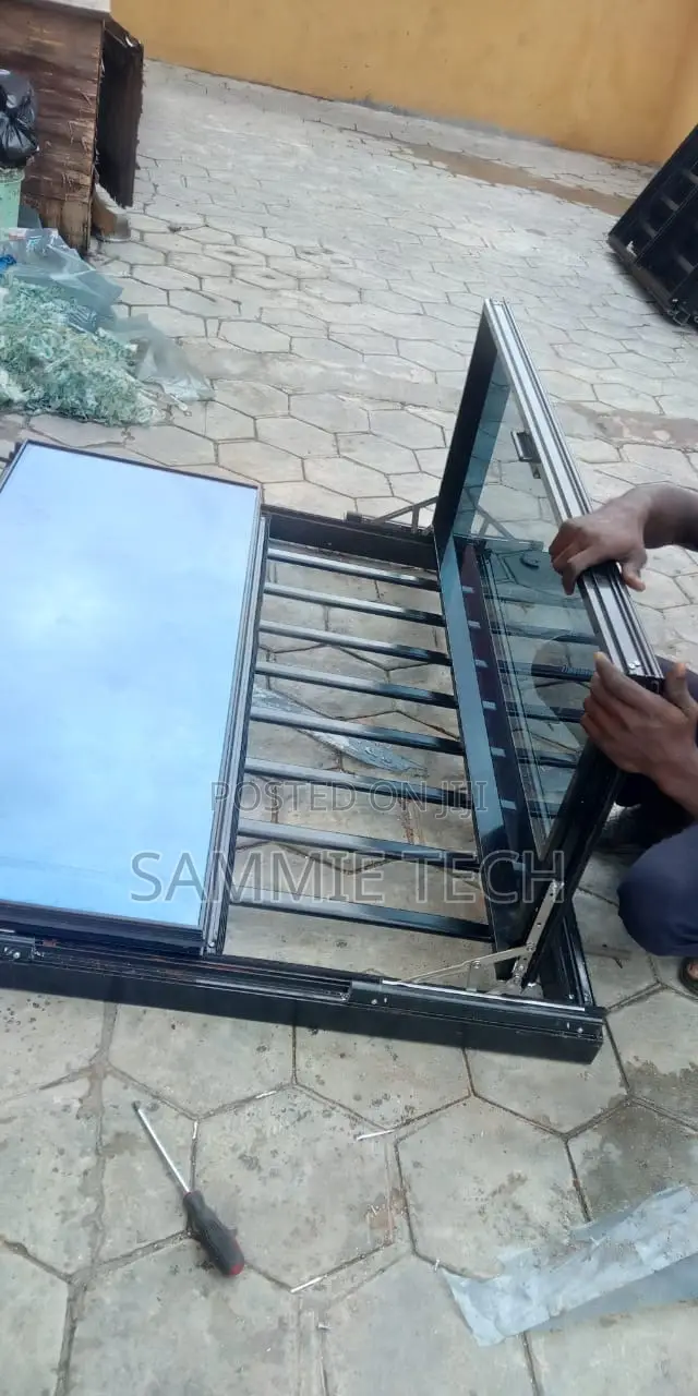 Frameless Windows With Inner Burglaries and Net