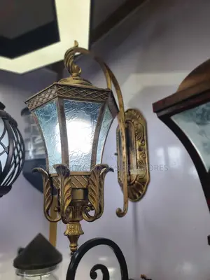 Pillar Wall Light