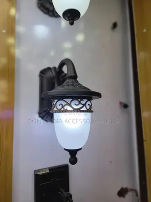 Pillar Wall Light