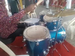 Pearl Drum Roadshow 5 Set