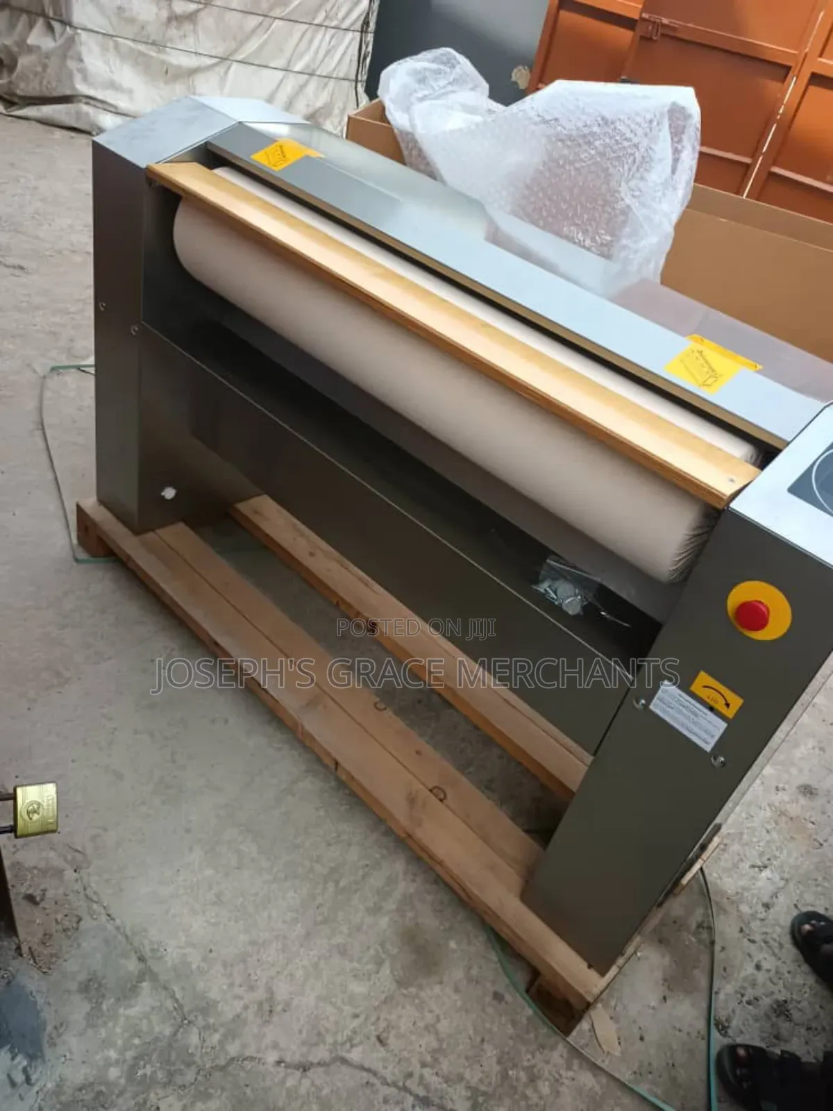 6ft (Domus) Calendar Flat Work Ironing Machine Spain
