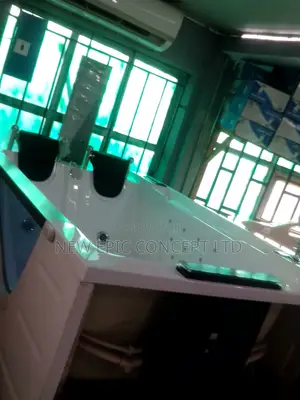 High Quality Double Jacuzzi With Television