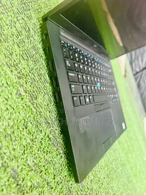 Laptop Dell Latitude 7490 8GB Intel Core i7 SSD 256GB
