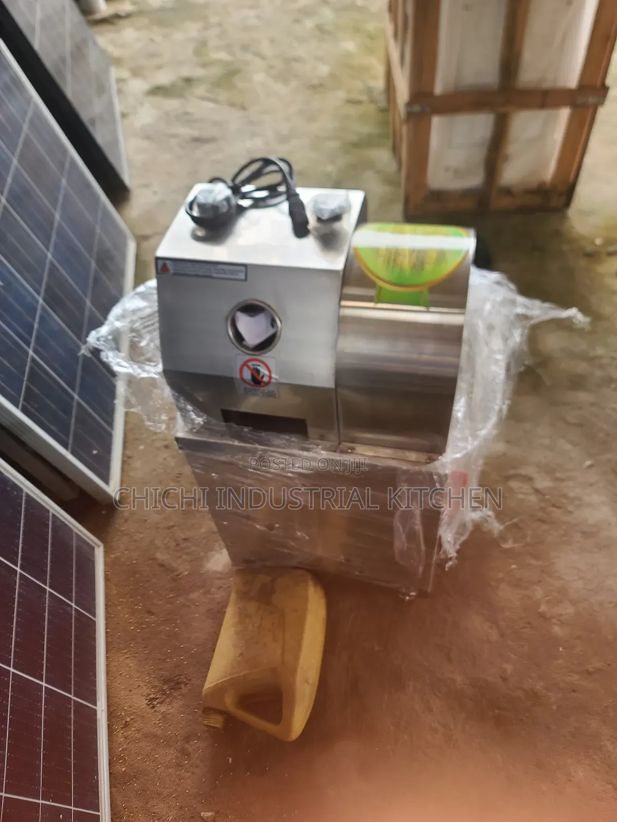 Sugarcane Juice Extractor