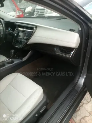 Toyota Avalon Limited Sedan FWD (3.5L 6cyl 6A) 2013 Gray
