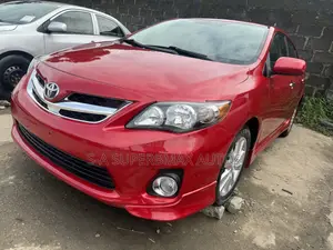 Toyota Corolla 2010 Red
