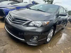 Toyota Corolla 2013 Blue