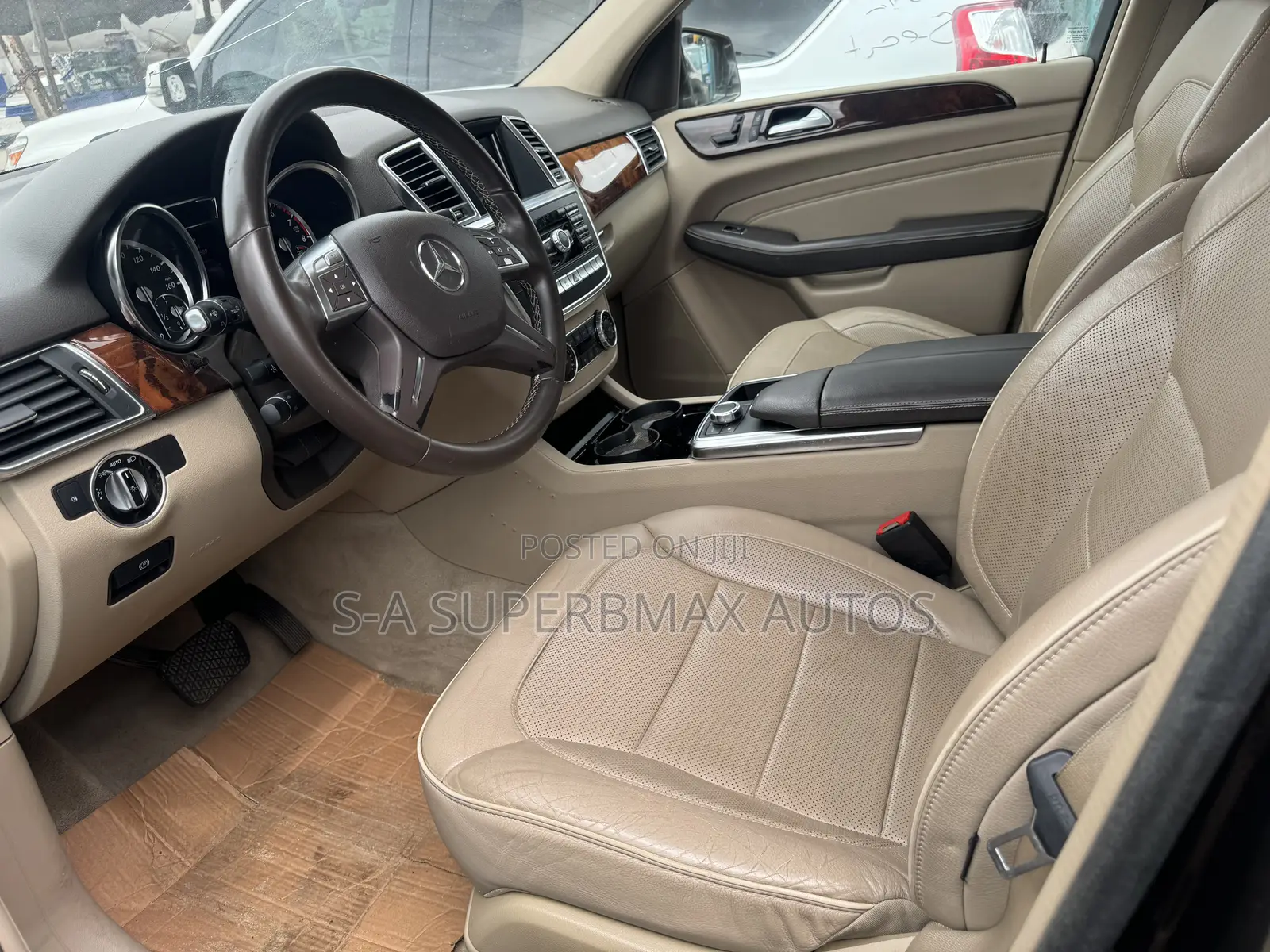 Mercedes-Benz M Class 2014 Brown