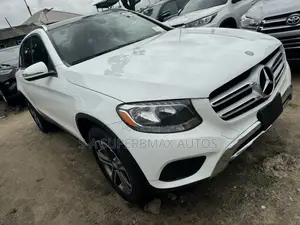 Mercedes-Benz GLC-Class 2017 White