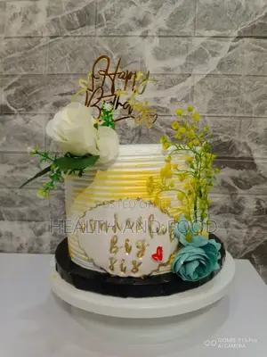 8" 3 Flavor Wonderful Big Sist Cake