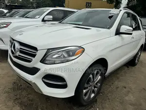 Mercedes-Benz GLE-Class GLE 350d 4MATIC 2017 White