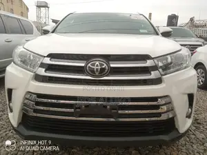 Photo - Toyota Highlander Limited 4x4 V6 (3.5L 6cyl 8A) 2018 White