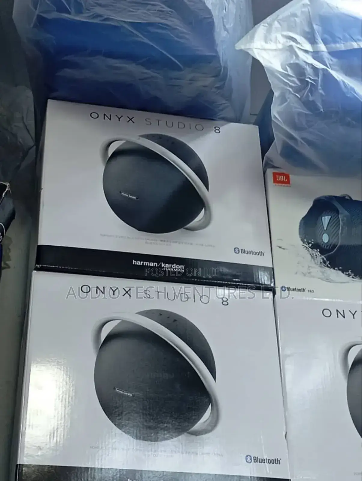 Onyx Studio 8