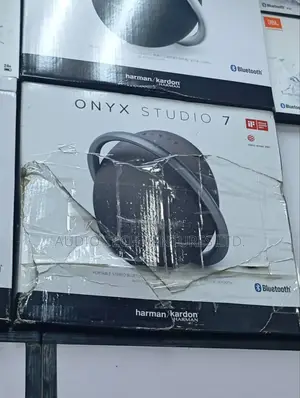 Onyx Studio 7
