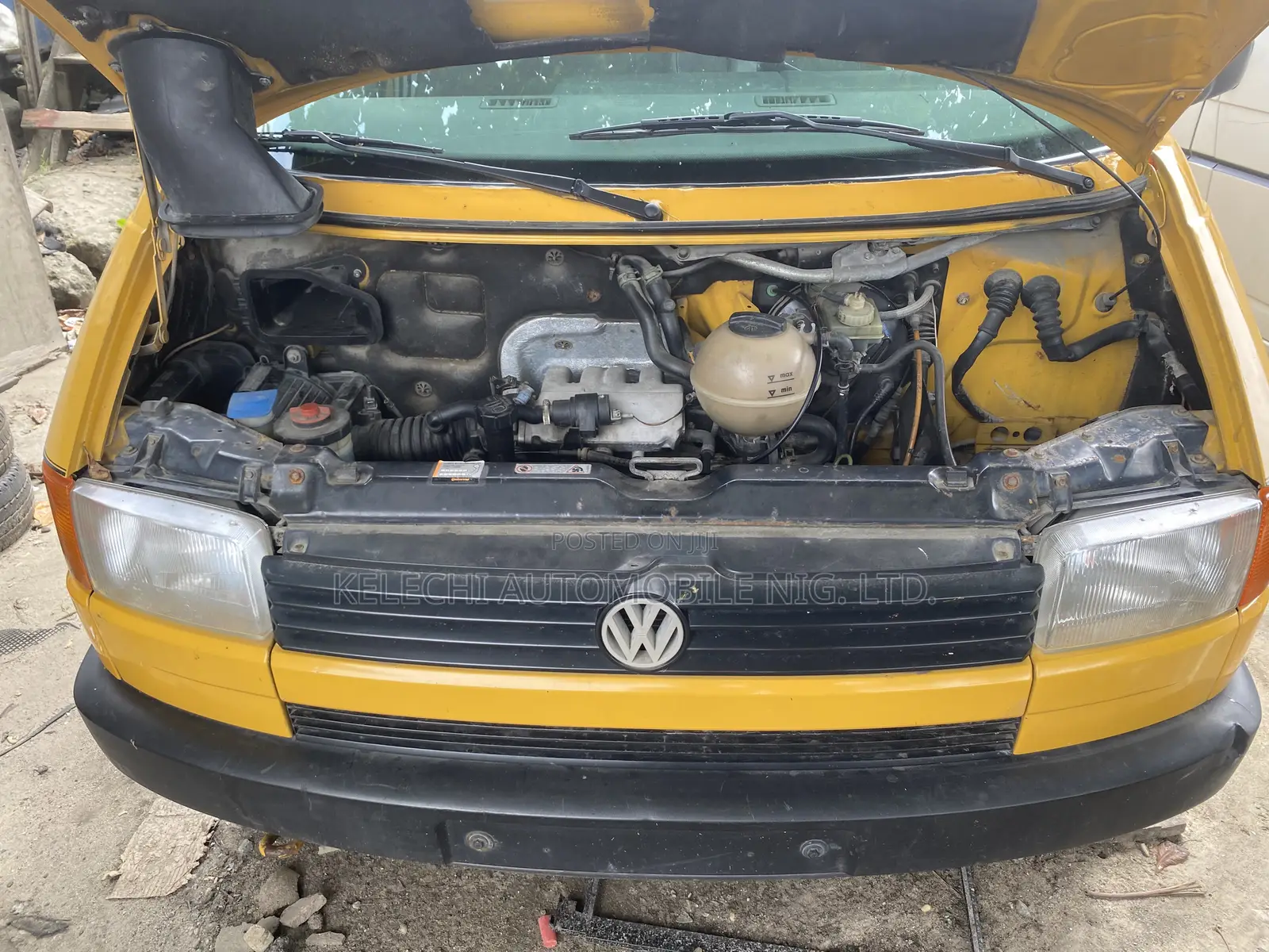 Volkswagen LT 2004 Yellow