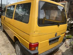 Volkswagen LT 2004 Yellow