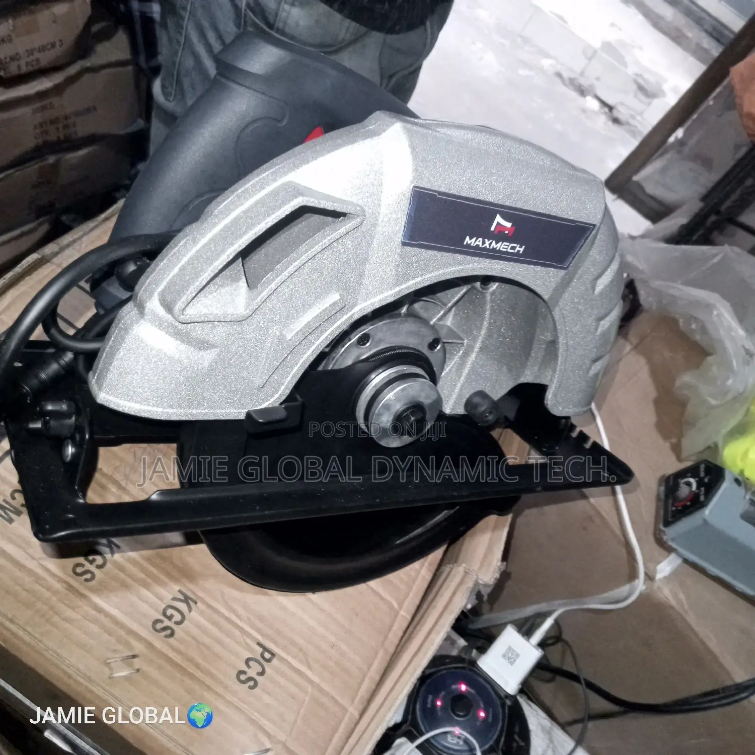 Maxmech Circular Saw Machine 9"