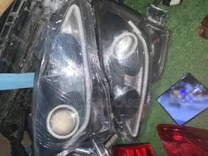 Is250 2012 Headlight