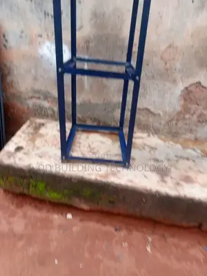 4 Tubular Battery Rack