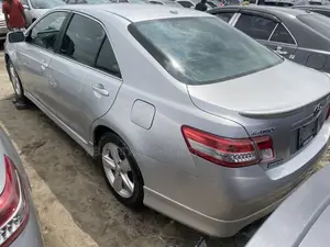 Toyota Camry 2010 Silver