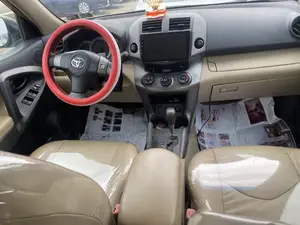 Toyota RAV4 2.5 4x4 2010 Red