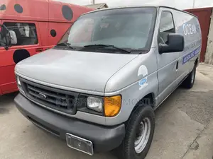 Ford E250 2006 Grey