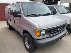Ford E250 2006 Grey