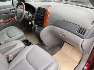 Toyota Sienna Limited 7 Passenger 2010 Red