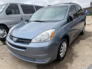 Toyota Sienna LE AWD (3.3L V6 5A) 2004 Blue