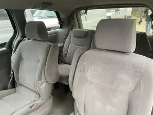 Toyota Sienna LE AWD (3.3L V6 5A) 2004 Blue