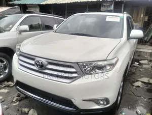 Toyota Highlander 2013 White