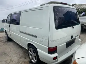 Volkswagen Transporter 2007 White