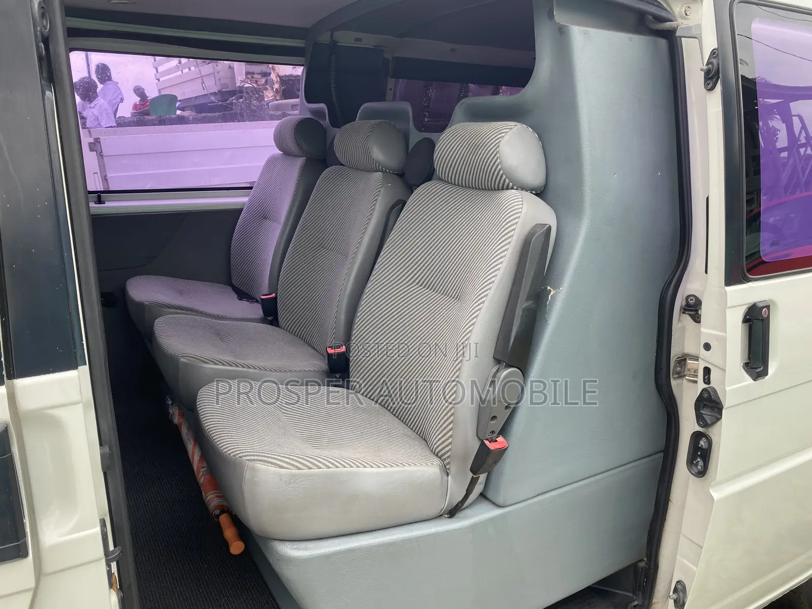 Volkswagen Transporter 2007 White
