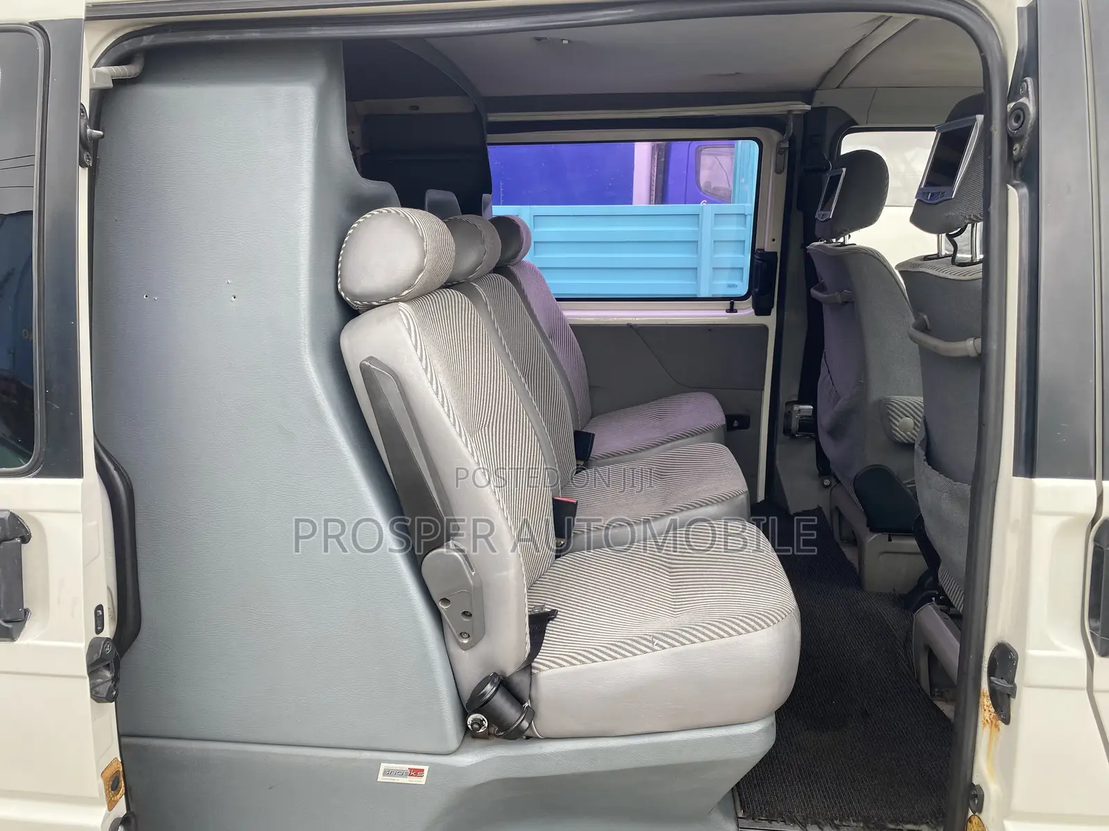 Volkswagen Transporter 2007 White