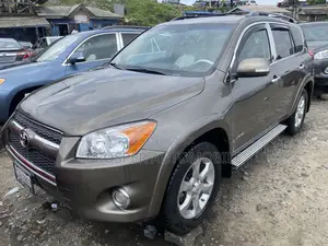 Toyota RAV4 2.5 Limited 4x4 2010 Brown