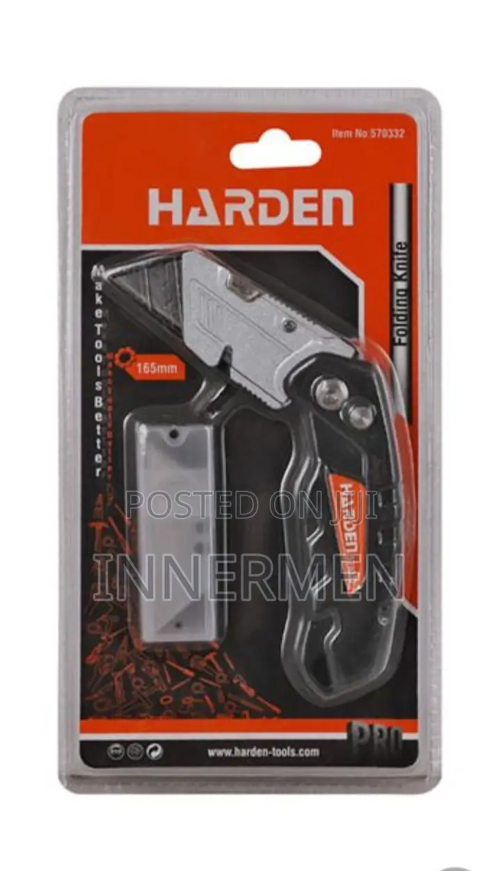 Harder Utility Knife With 5 Extra Blades