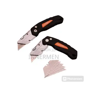 Harder Utility Knife With 5 Extra Blades
