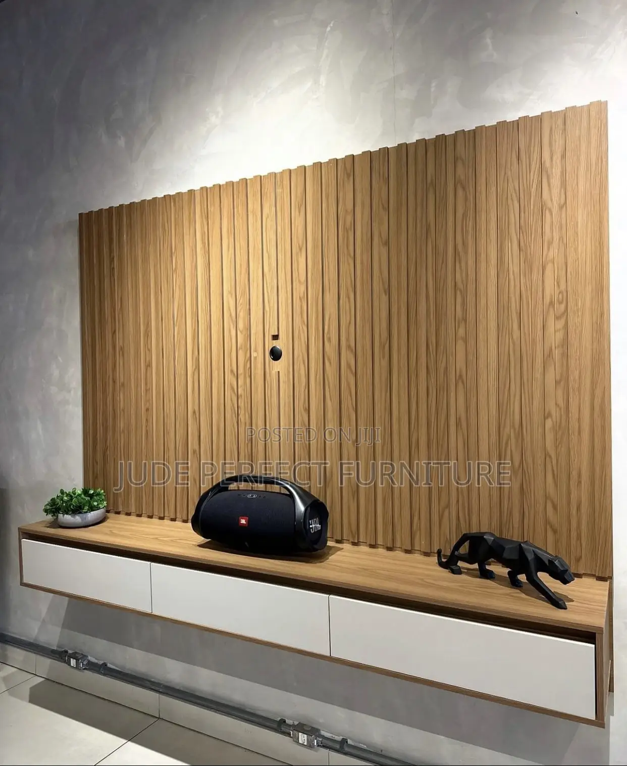 Quality Tv Console