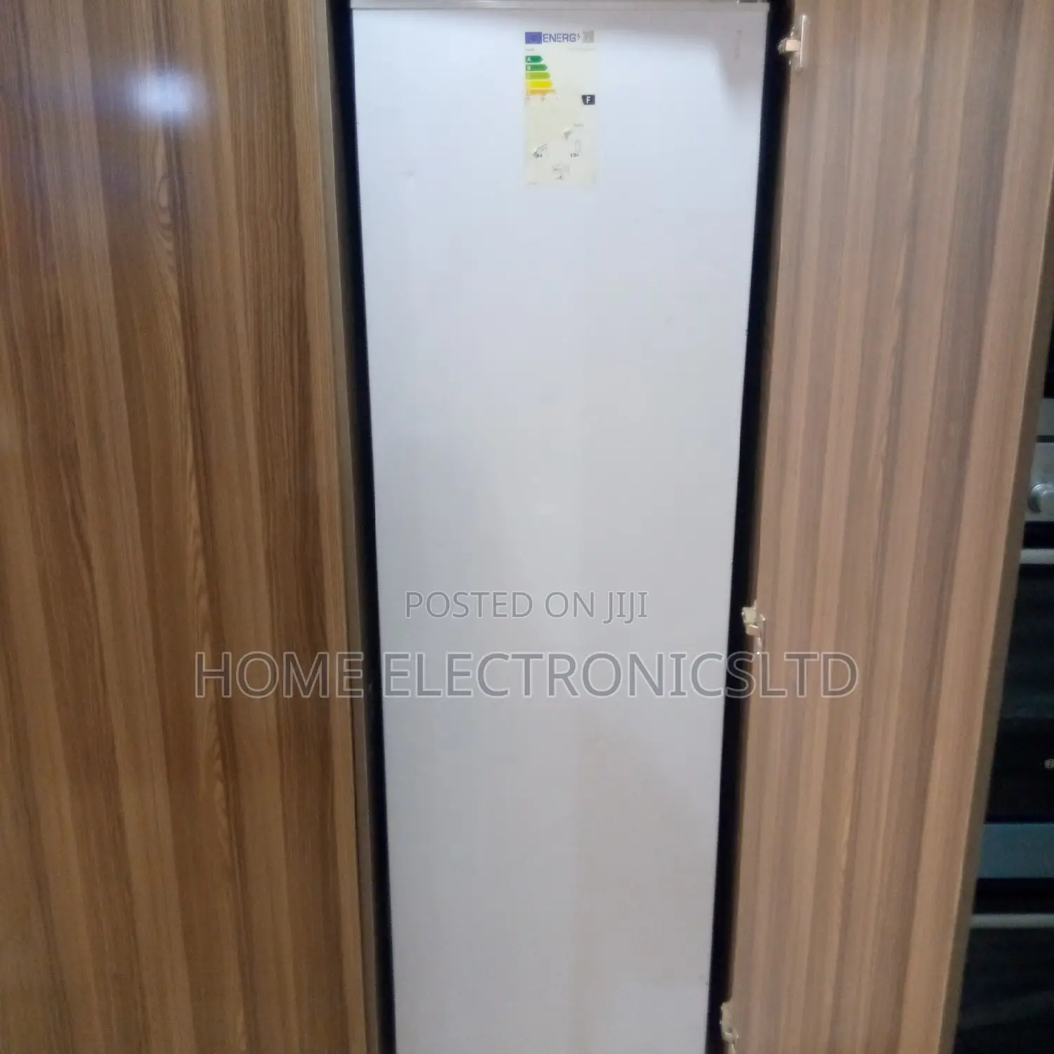 Sharp Standing Freezer 184 Liters