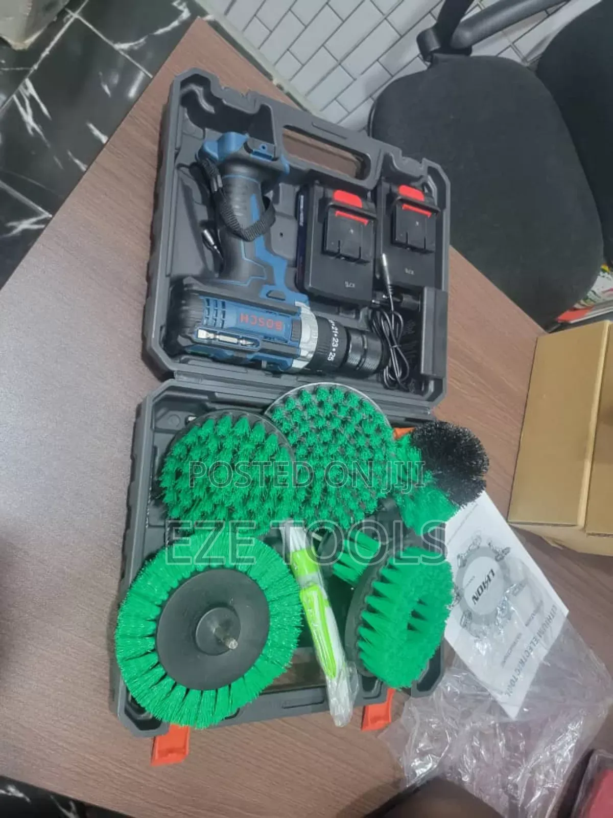 Battery Drilling Machine With Brush