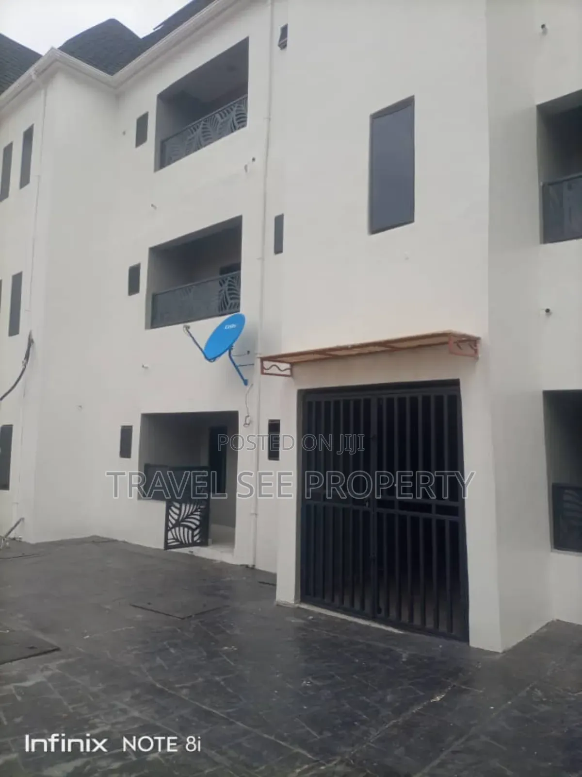 Furnished 2bdrm Mansion in Awoyaya Private for rent