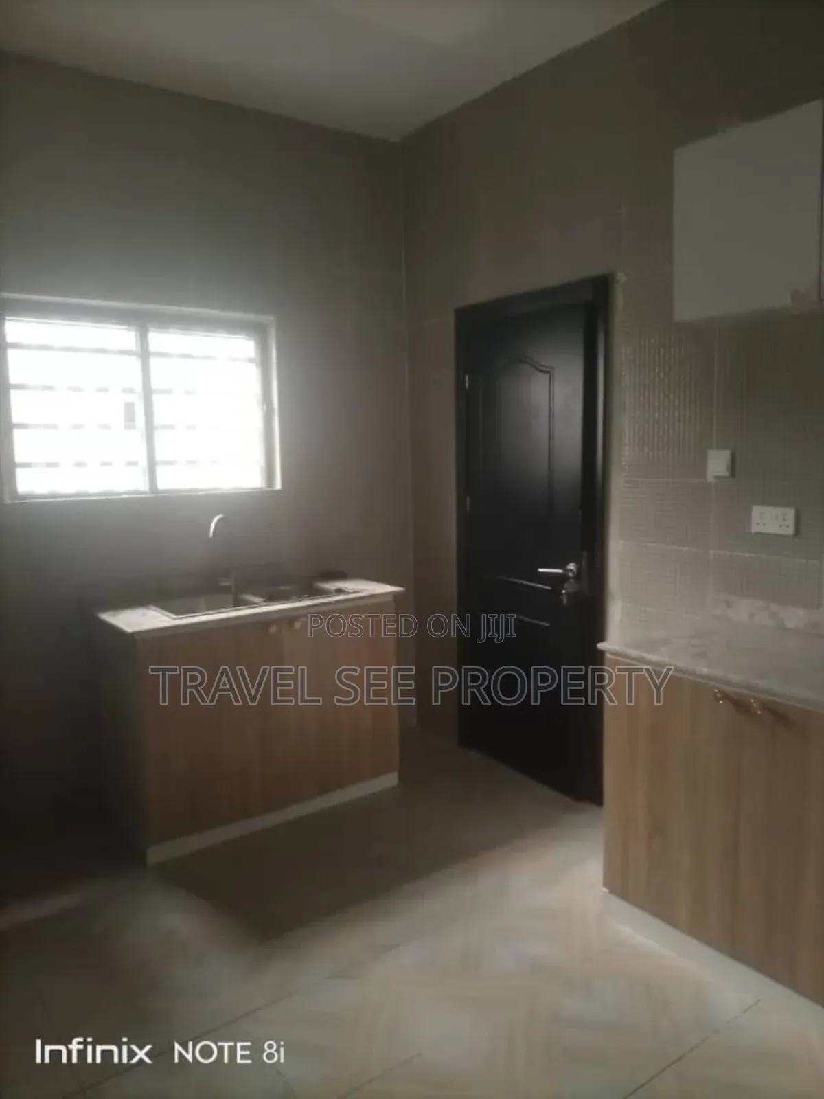 Furnished 2bdrm Mansion in Awoyaya Private for rent