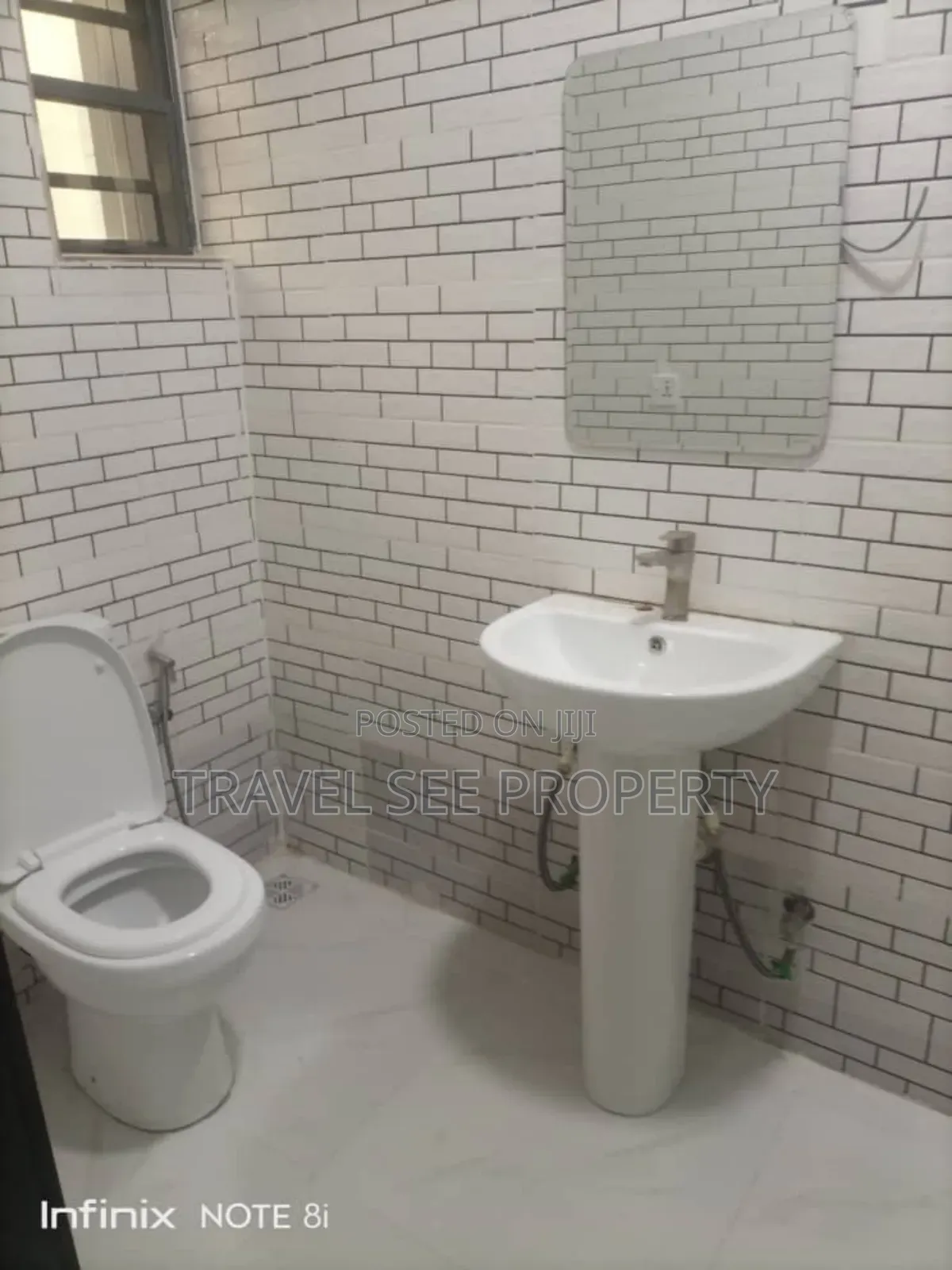 Furnished 2bdrm Mansion in Awoyaya Private for rent