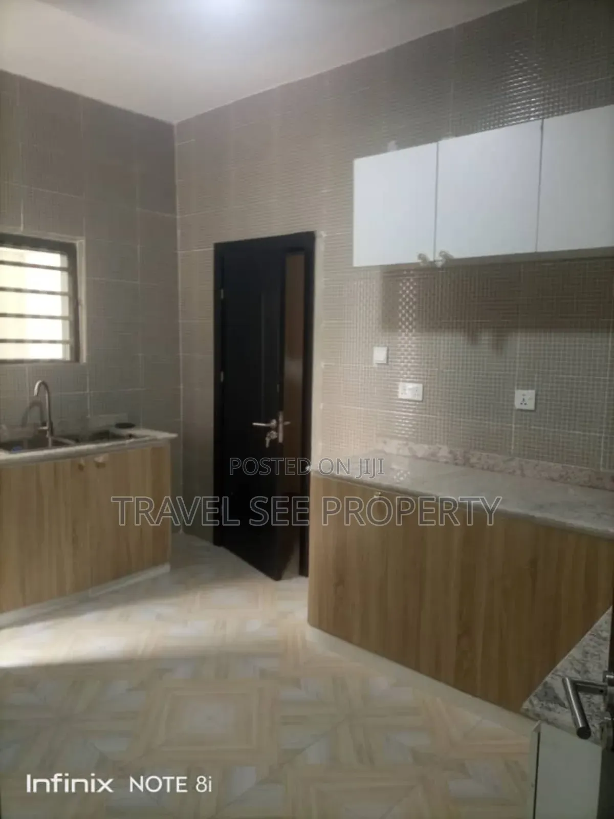 Furnished 2bdrm Mansion in Awoyaya Private for rent