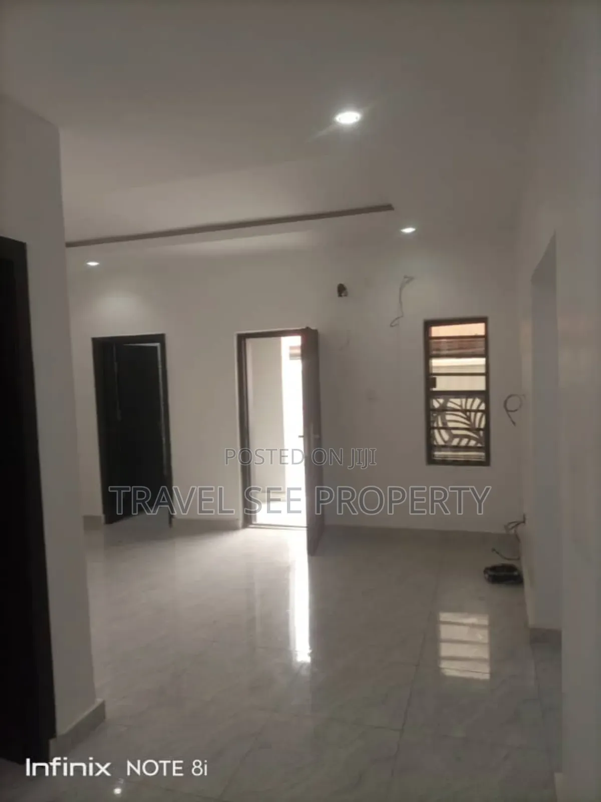 Furnished 2bdrm Mansion in Awoyaya Private for rent