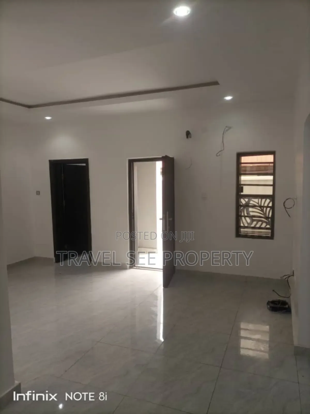 Furnished 2bdrm Mansion in Awoyaya Private for rent