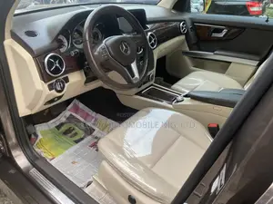 Mercedes-Benz GLK-Class Base GLK 350 4dr 4x2 (3.5L 6cyl 7A) 2015 Brown